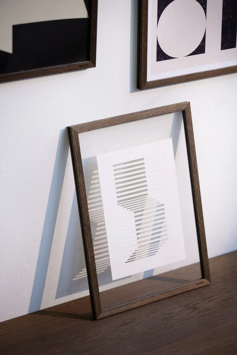 Moebe Frames