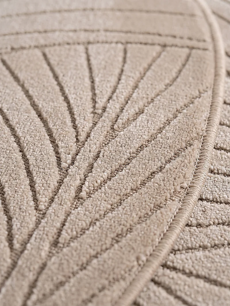 Kurzflor-Teppich mit Blattrelief – Wetterfest & UV-beständig | Fühlbare 3D-Struktur