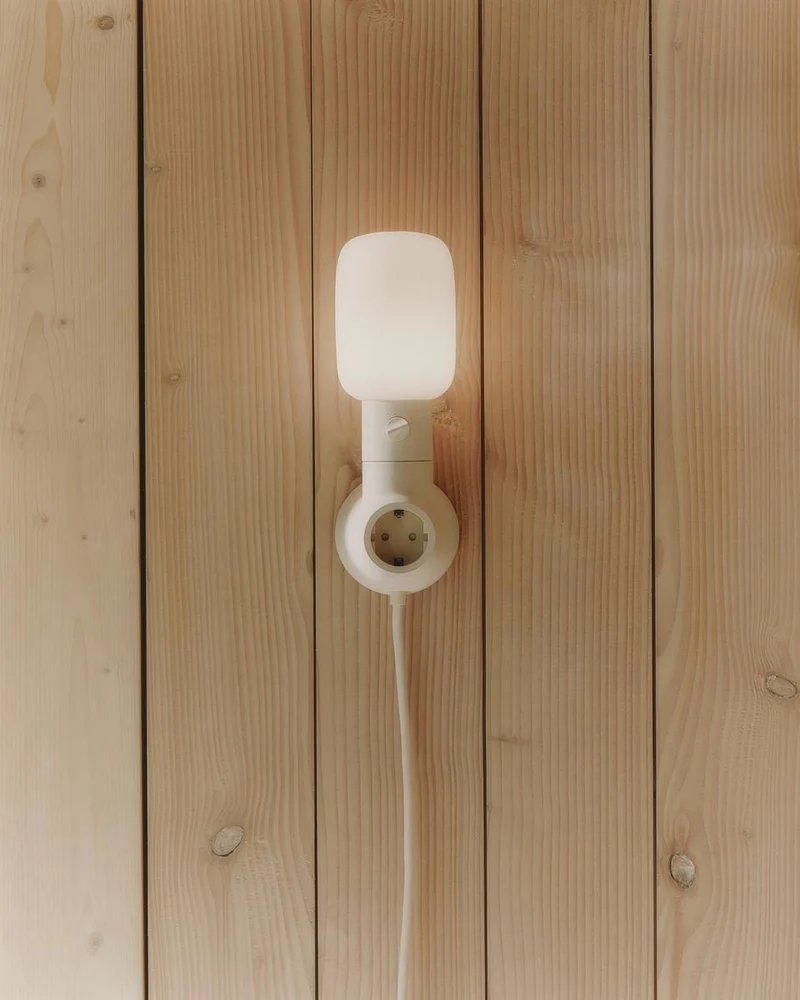 Pedestal Plug-in Lamp