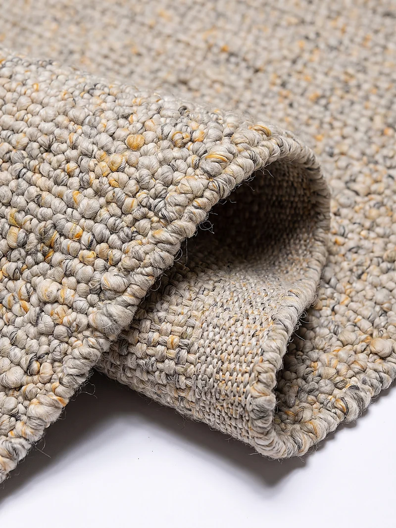 Kurzflor-Teppich Bouclé-Melange · 100 % Polyester · handgewebt, 10 mm Flor