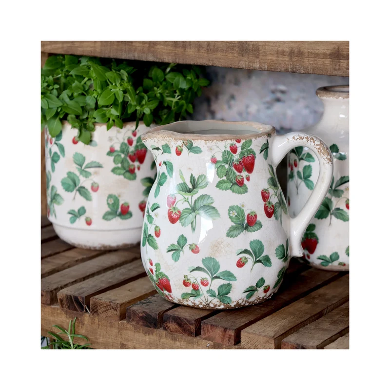 Chic Antique Fraises Kanne mit Erdbeeren