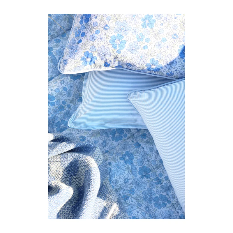 Chic Antique Aix Kissebezug mit Maritimen Streifenmuster sky blue
