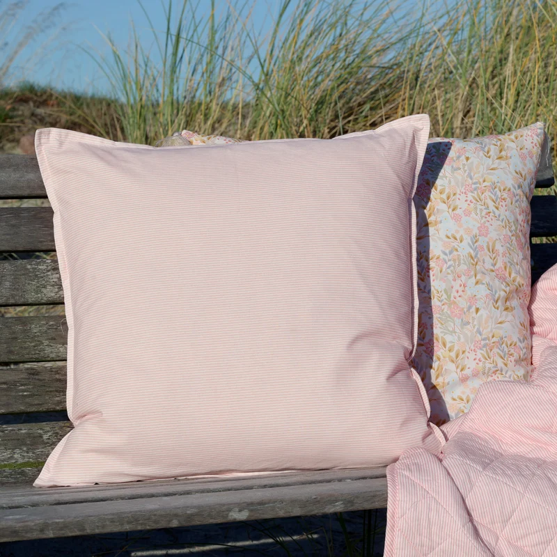 Chic Antique Aix Kissebezug mit Maritimen Streifenmuster rosa