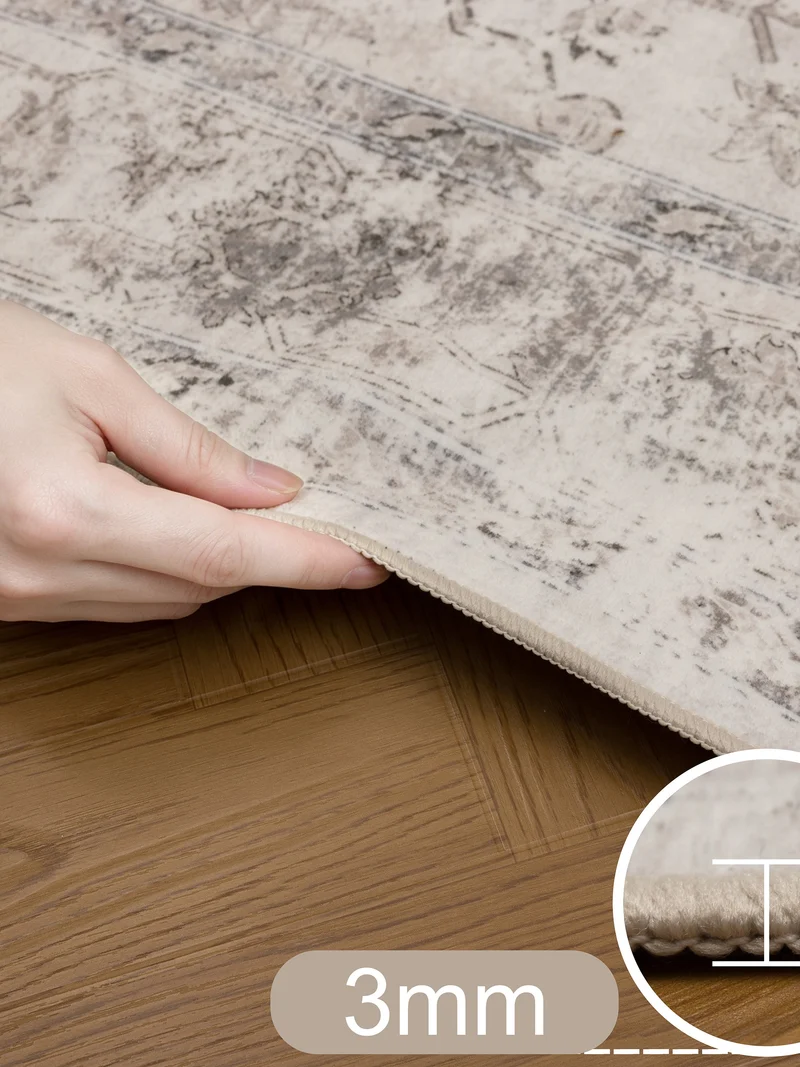 Kurzflor-Teppich mit Blütenmedaillon – Waschbar bei 30 °C | Rutschhemmende Rückseite