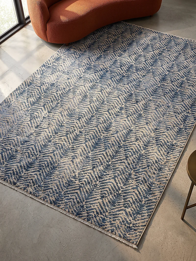 Kurzflor-Teppich Chevron · 100 % Polyester, gewebt · 7 mm Flor