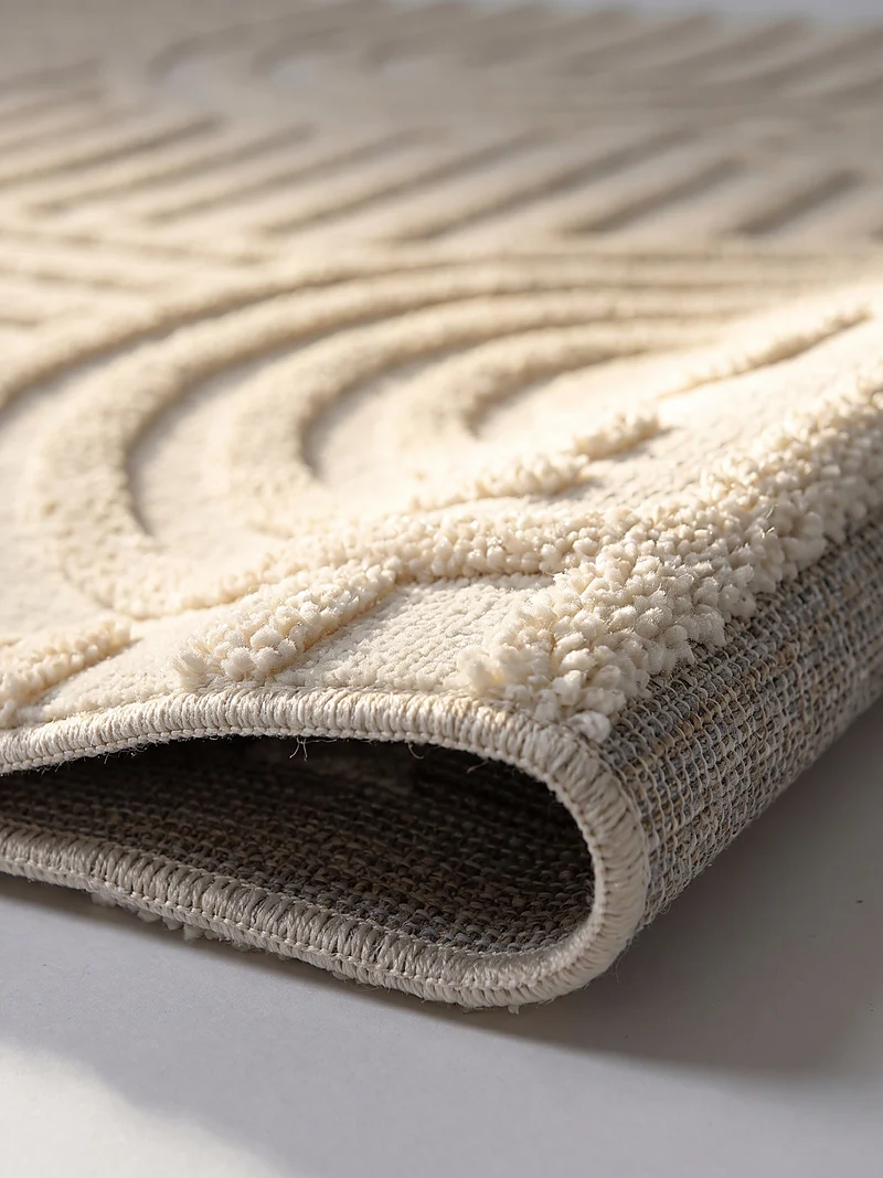 Hochflor-Teppich Bogen-Relief · Ton in Ton creme, 20 mm Flor, gewebt