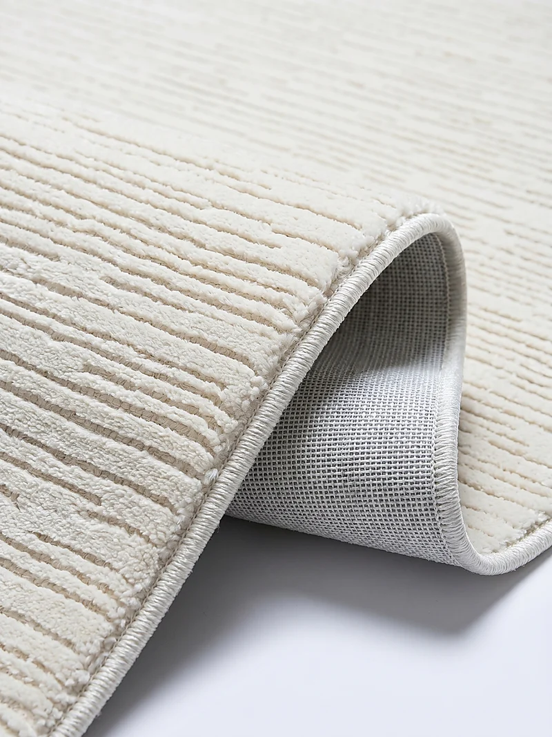 Kurzflor-Teppich subtile horizontale Streifen - Polyester, 13 mm Gesamthöhe