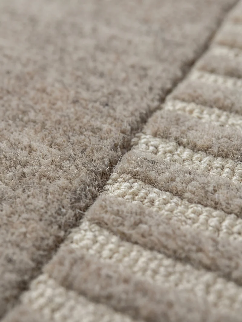 Wollteppich Hoch-Tief-Relief · 100 % Wolle · 6 mm Kurzflor
