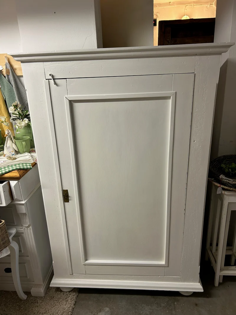 Antikes Vertiko Eintürer Shabby Chic