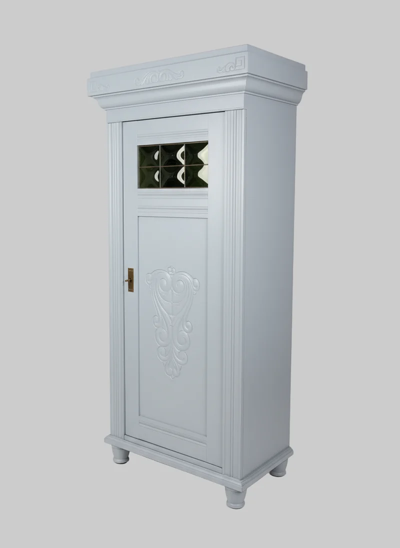 Antiker Schrank Jugendstil mit grünen Fenstern Shabby Chic