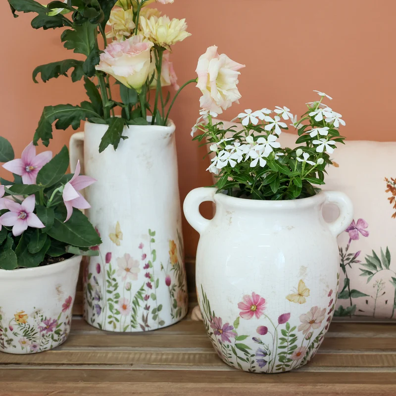 Chic Antique Avignon Kanne mit Blumenmotiv