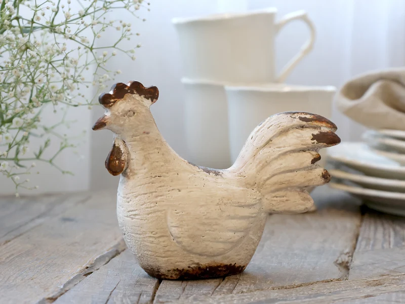 Chic Antique Henne – Osterdeko im französischen Landhausstil