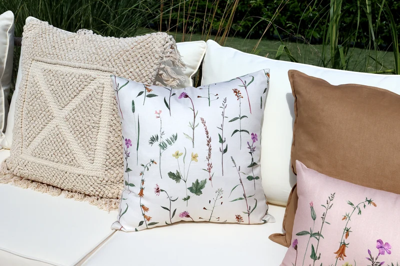 Chic Antique Aix Kissenbezug Weiß mit Blumendruck 45x45
