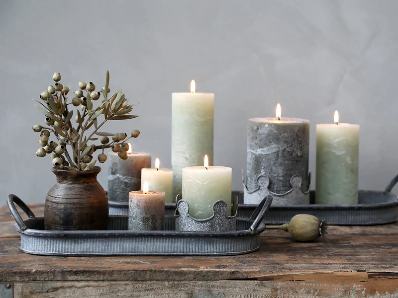 Chic Antique – Macon Stumpenkerze rustikal 60 Std. (Grün)