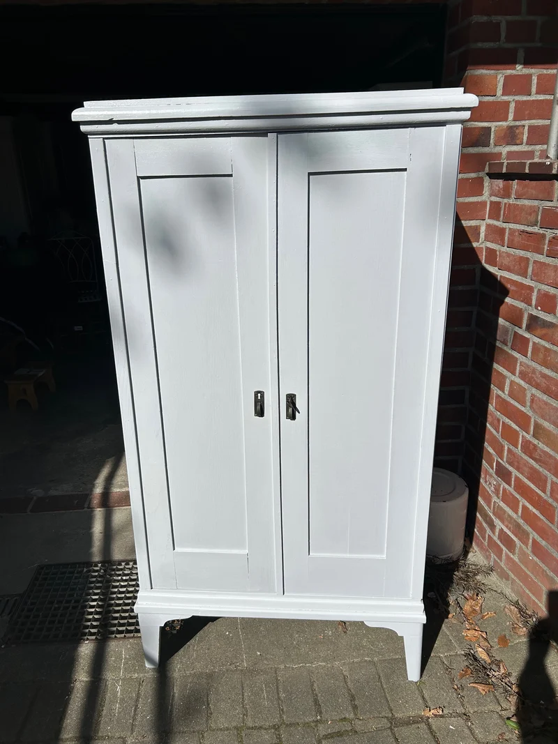Antiker Schrank Hellgrau Mooreiche Shabby Chic
