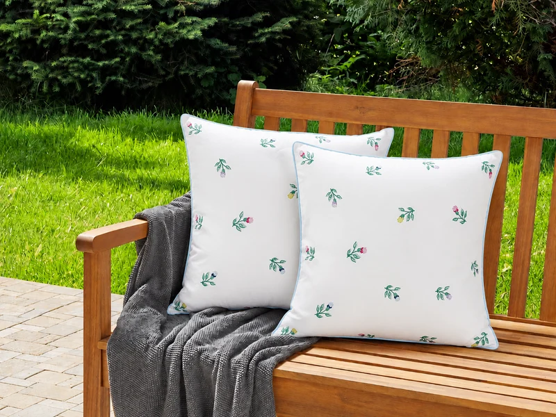 GreenGate Kissenbezug Gaya Weiß mit Stickerei 40x40