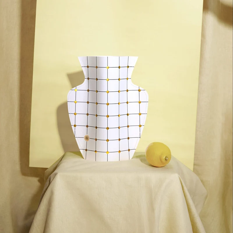 Octaevo Paper Vases