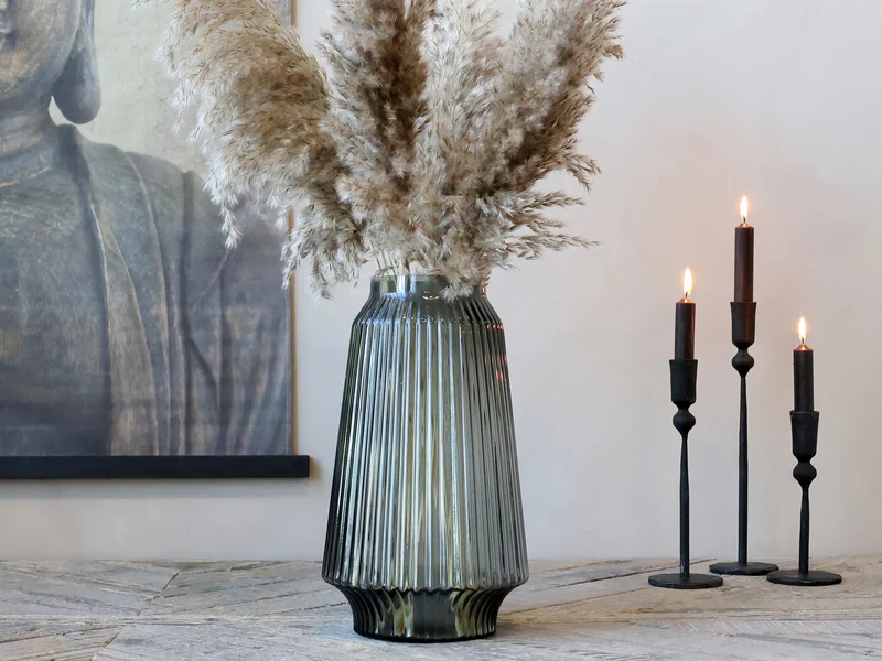 Chic Antique Vase mit Rillen aus Glas Kohle