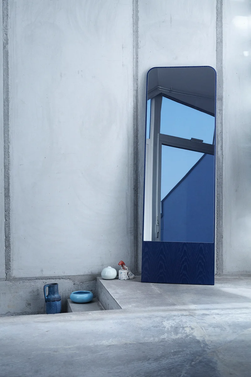 OUT Friedrich Mirror