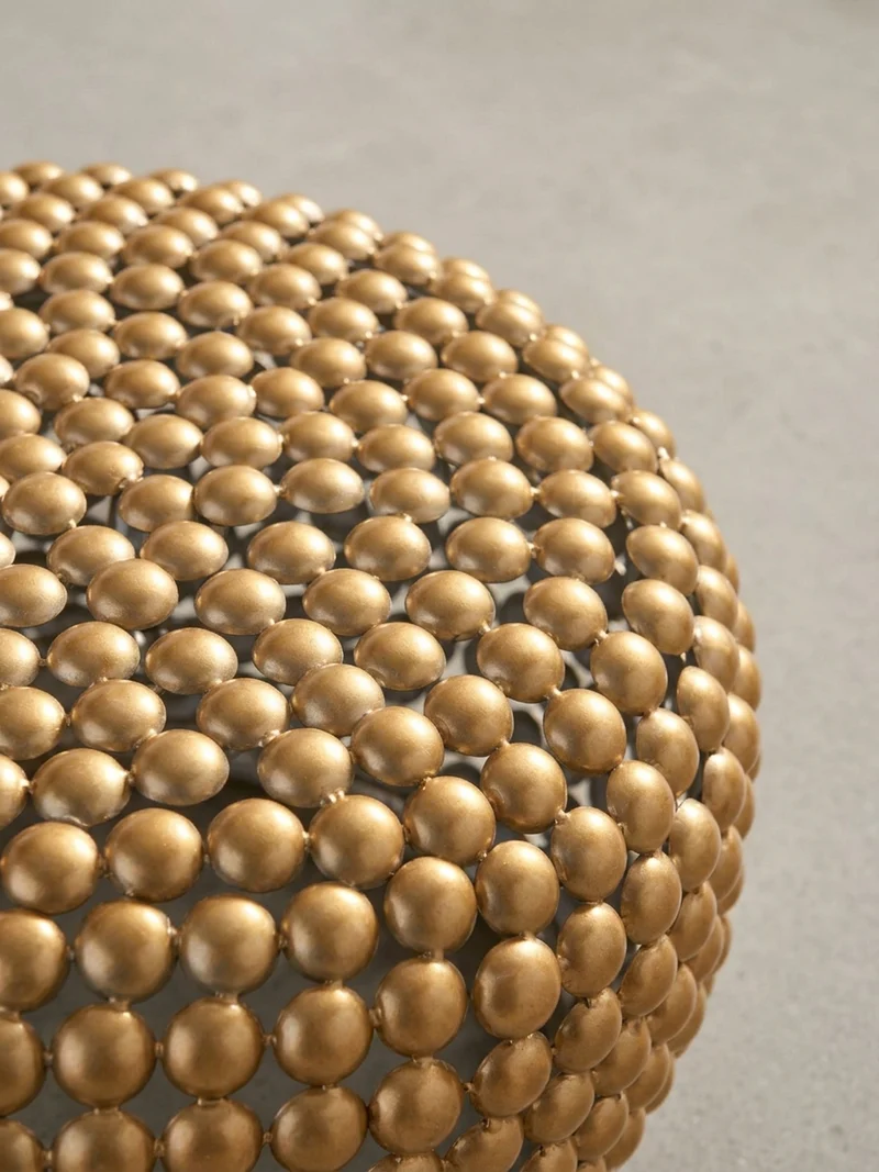 Beistelltisch im orientalischen Stil aus Aluminium mit abgerundeter Form