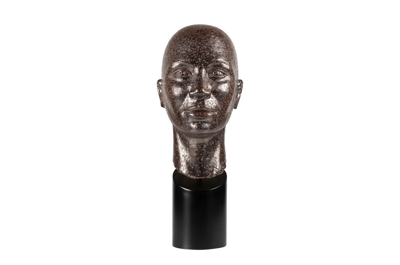 Casa Padrino Luxus Deko Skulptur Muschelform Bronze / Schwarz 15,5 x 20 x H. 41 cm - Geschwungene Skulptur in Bronze-Optik auf schwarzem Sockel - Luxus Deko Accessoires