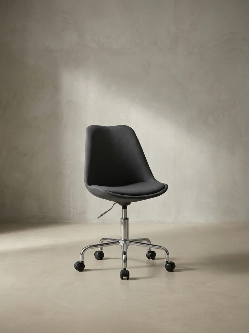 Schalenstuhl mit 360° Drehfunktion