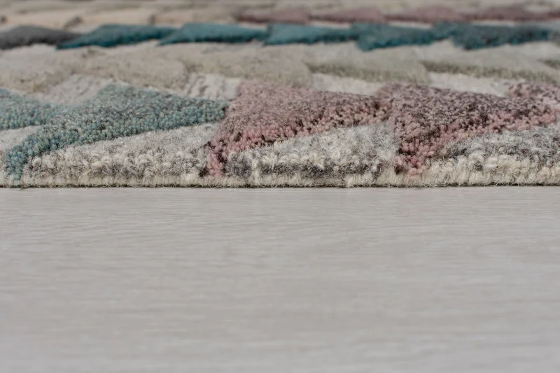 Getufteter Wollteppich Chevron-Linien · 100 % Wolle · 10 mm Kurzflor