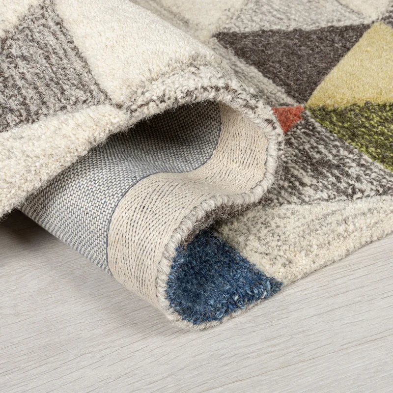 Getufteter Wollteppich Dreiecksmosaik · 100 % Wolle · 10 mm Kurzflor