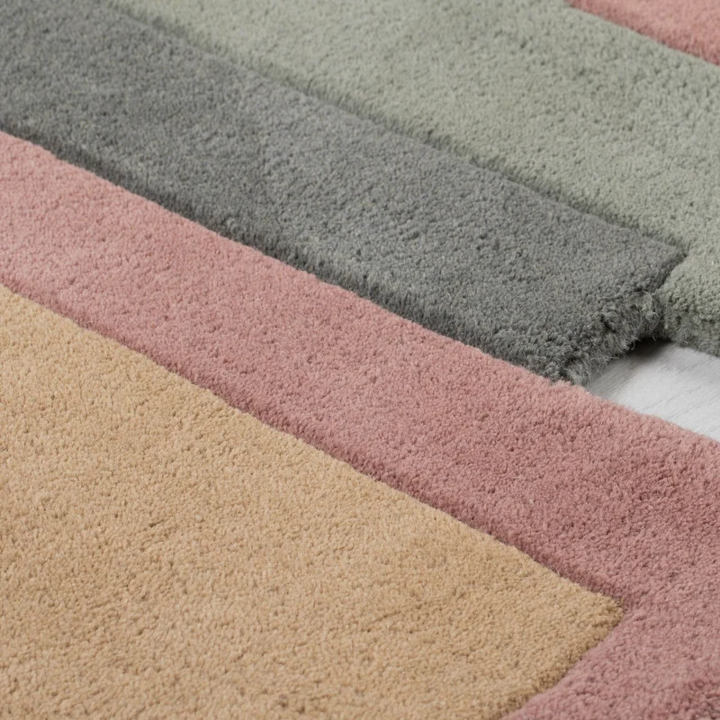 Wollteppich Cut-Out-Geometrie · 100 % Wolle · 10 mm Kurzflor