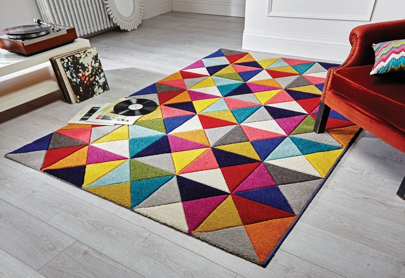 Designteppich Dreiecksmuster · 100 % Polypropylen · 11 mm Mittelflor