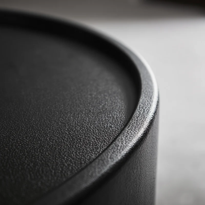 Couchtisch Schwarz Metall, Pilz-Design, Maße 60x60x36 cm