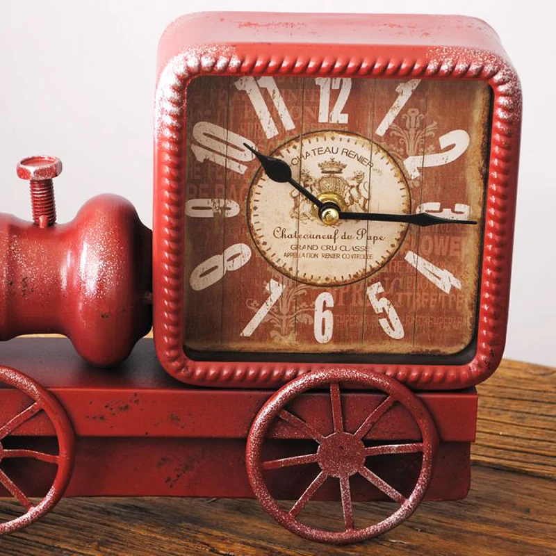 Vintage Tischuhr LOCO aus Metall im Retro-Design