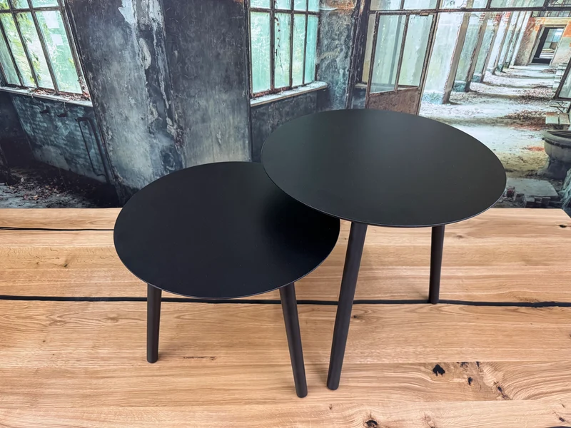 Beistelltisch +2'er Set +schwarz +Holzfüße +Einzelstück