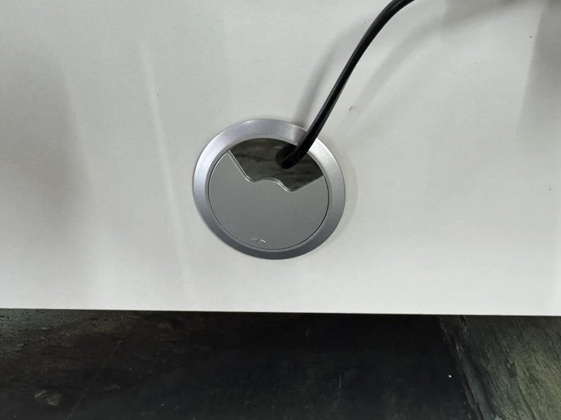 Schreibtisch +elektr. Höhenverstellung +Neu auf Lager