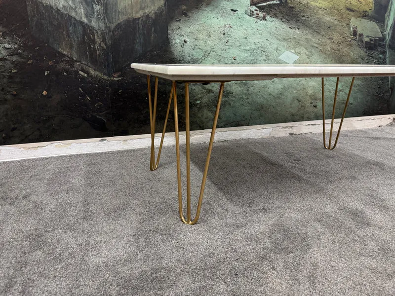 Couchtisch +weißes Marmor +Metallgestell +Gold