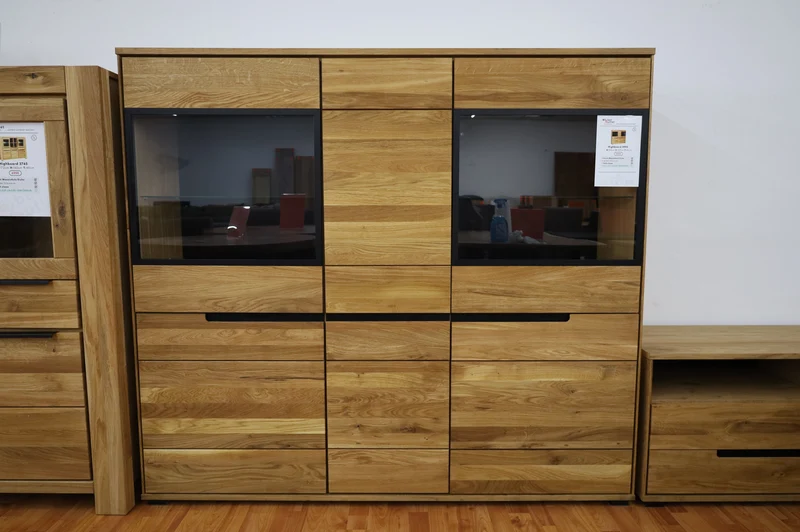 Tv-Kommode + Soft-Close + Front Massivholz Eiche +Stauraum groß