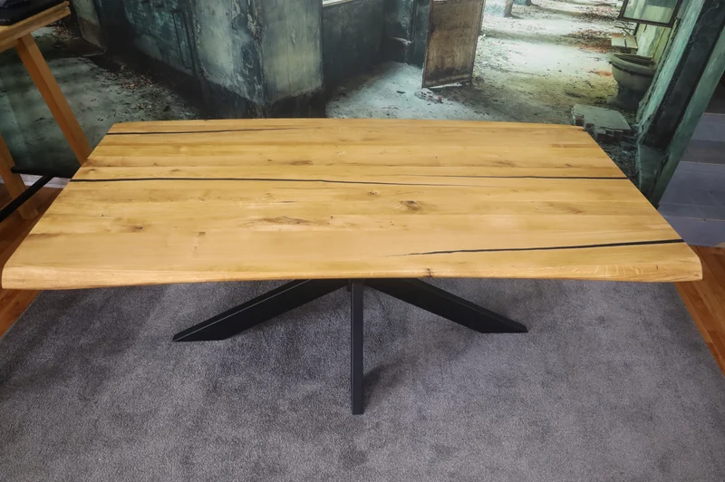 Esstisch Tisch +Epoxidharz +mehrere Größen wählbar +Gedrehtekante
