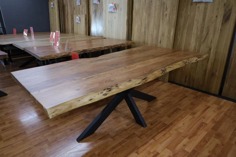 Esstisch Tisch + Massivholz Akazie +Echte Baumkante 240x100cm