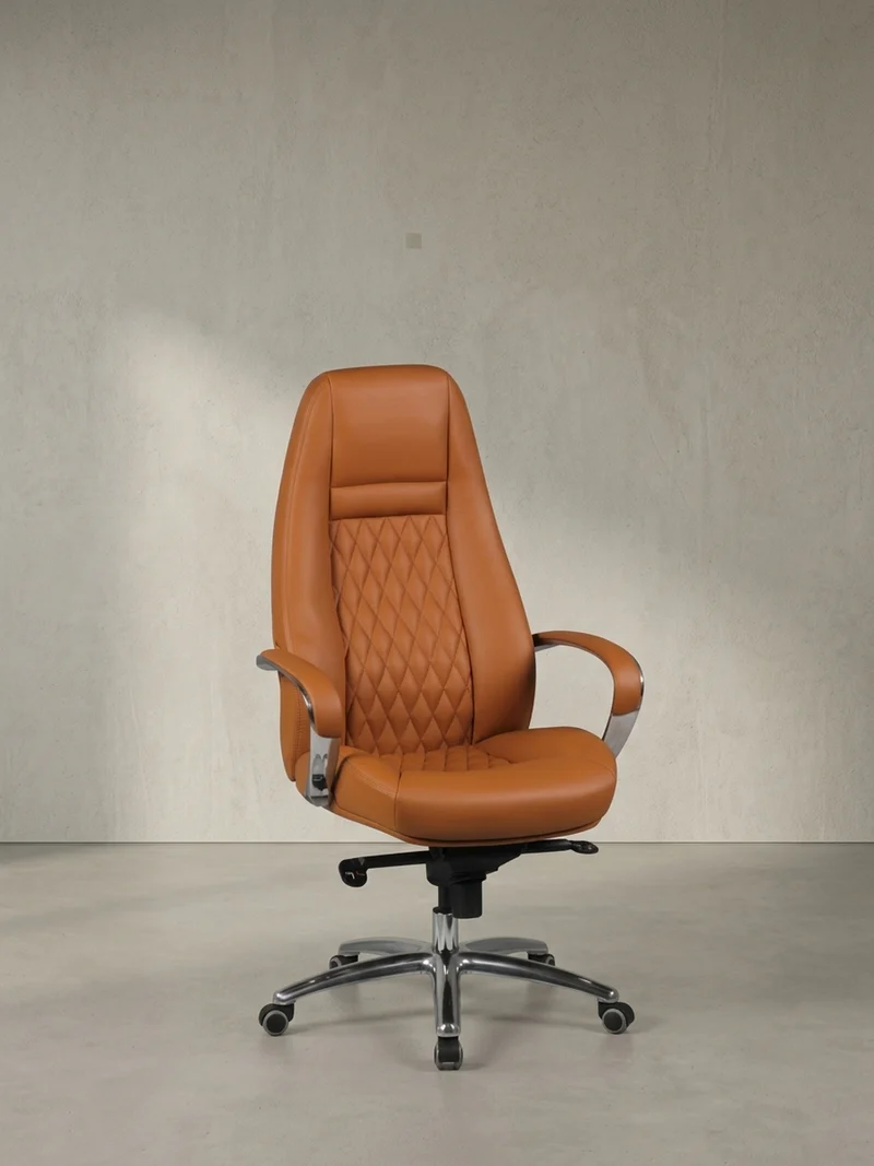 Chefsessel Echtleder mit Aluminiumfußkreuz und ergonomischer Sitzform