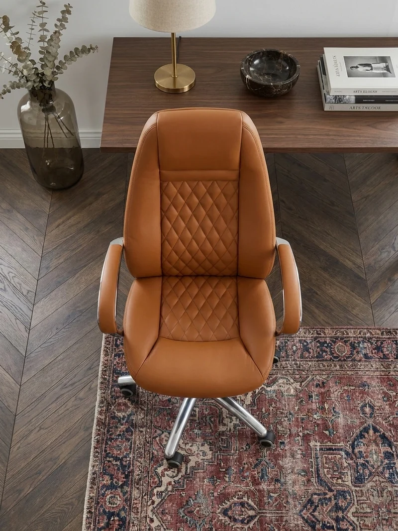 Chefsessel Echtleder mit Aluminiumfußkreuz und ergonomischer Sitzform
