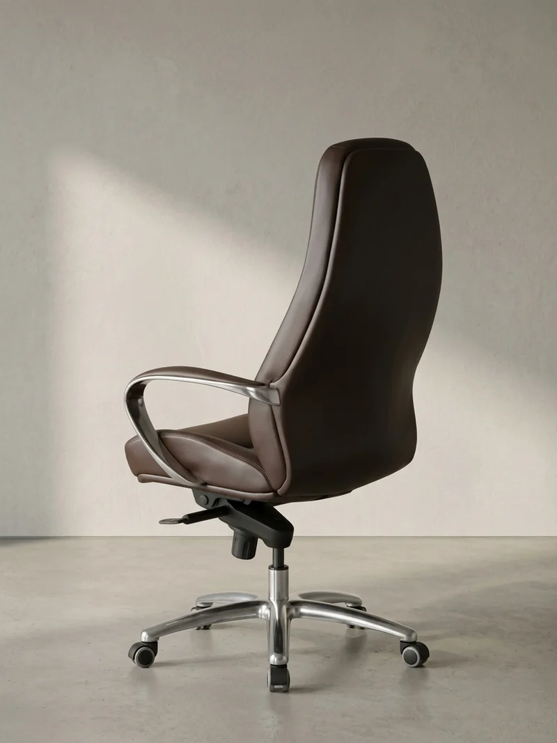 Chefsessel Echtleder mit Aluminiumfußkreuz und ergonomischer Sitzform
