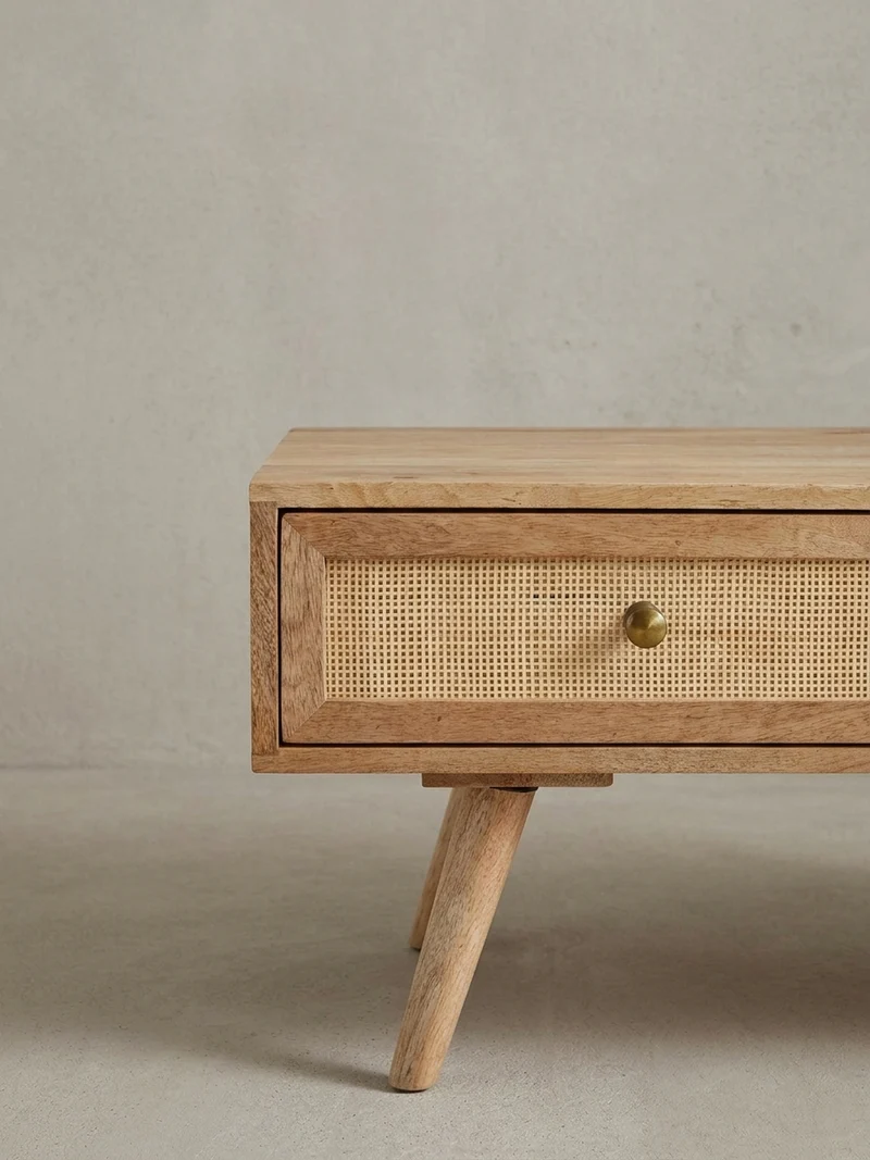 Couchtisch Mango-Holz Massiv mit Ablagefläche, Zeitloses Design, Geräumig und Stabil