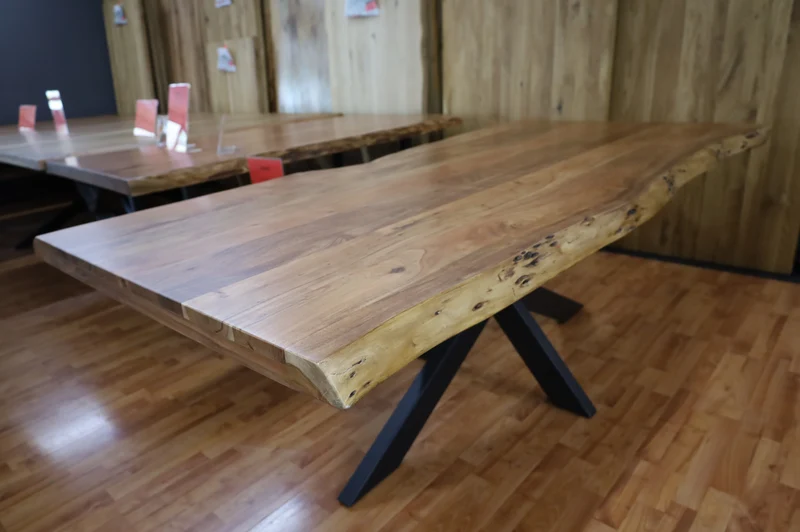 Esstisch Tisch + Massivholz Akazie +Echte Baumkante 220x100cm