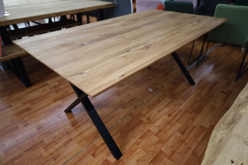 Esstisch Tisch+ Massivholz Eiche+ Schweizer Kante 180x100cm