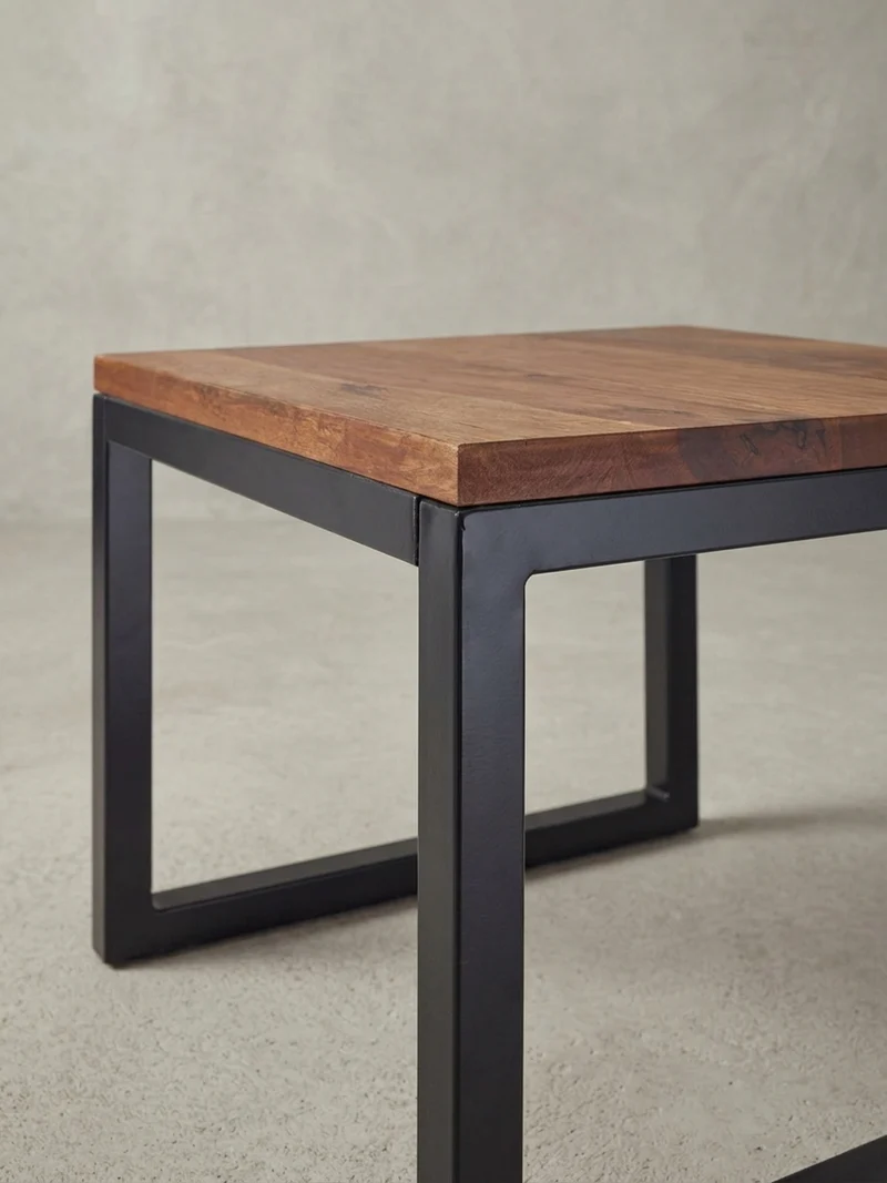 Beistelltisch – Massivholz Braun rechteckig robust Industrial