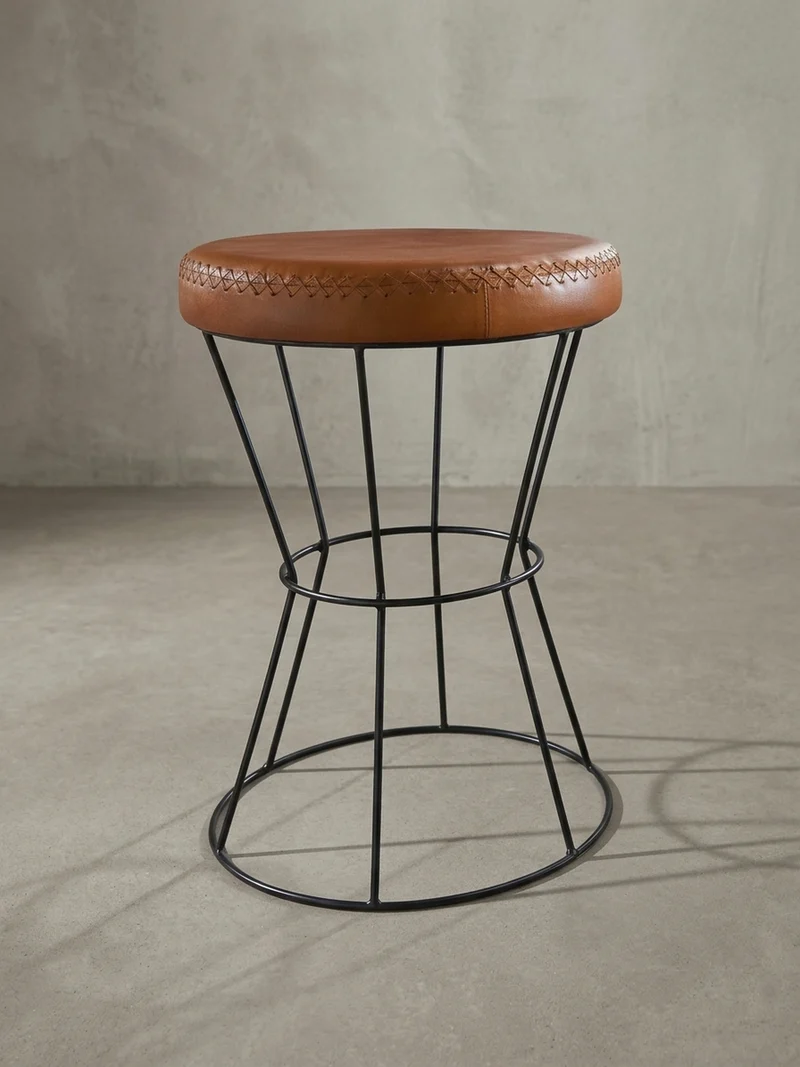 Sitzhocker – Echtleder, Industrial-Stil