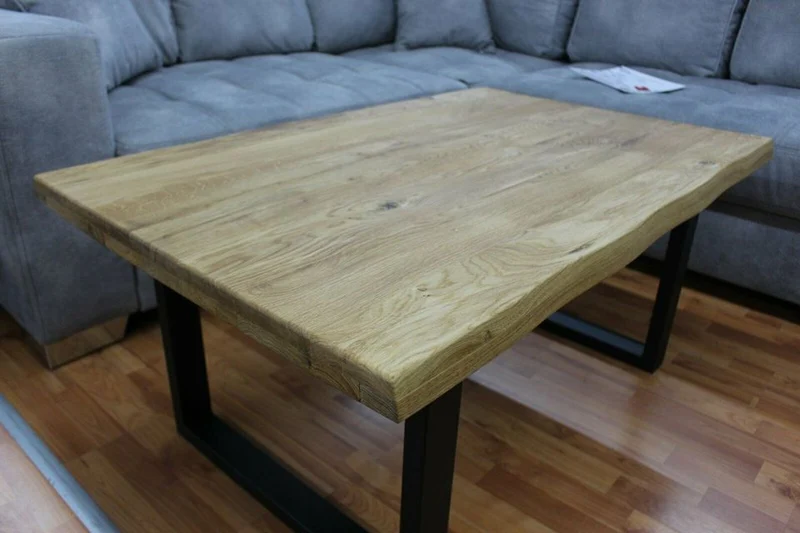 Couchtisch + Massivholz + Metall Gestell + Baumkante