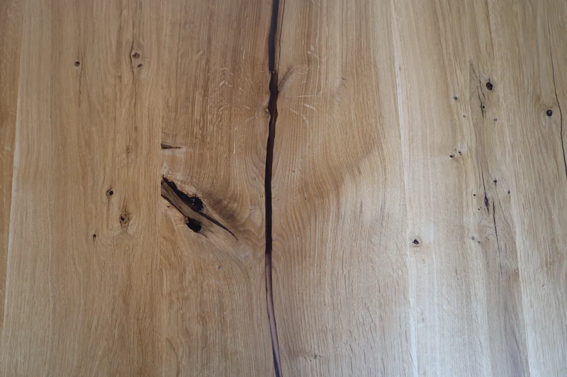 Esstisch Tisch +Massivholz Eiche VOLL 4cm +Baumkante +Epoxidharz