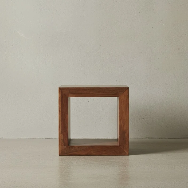 Standregal – Naturholz, 44x44x33 cm, handgefertigt, geradlinig