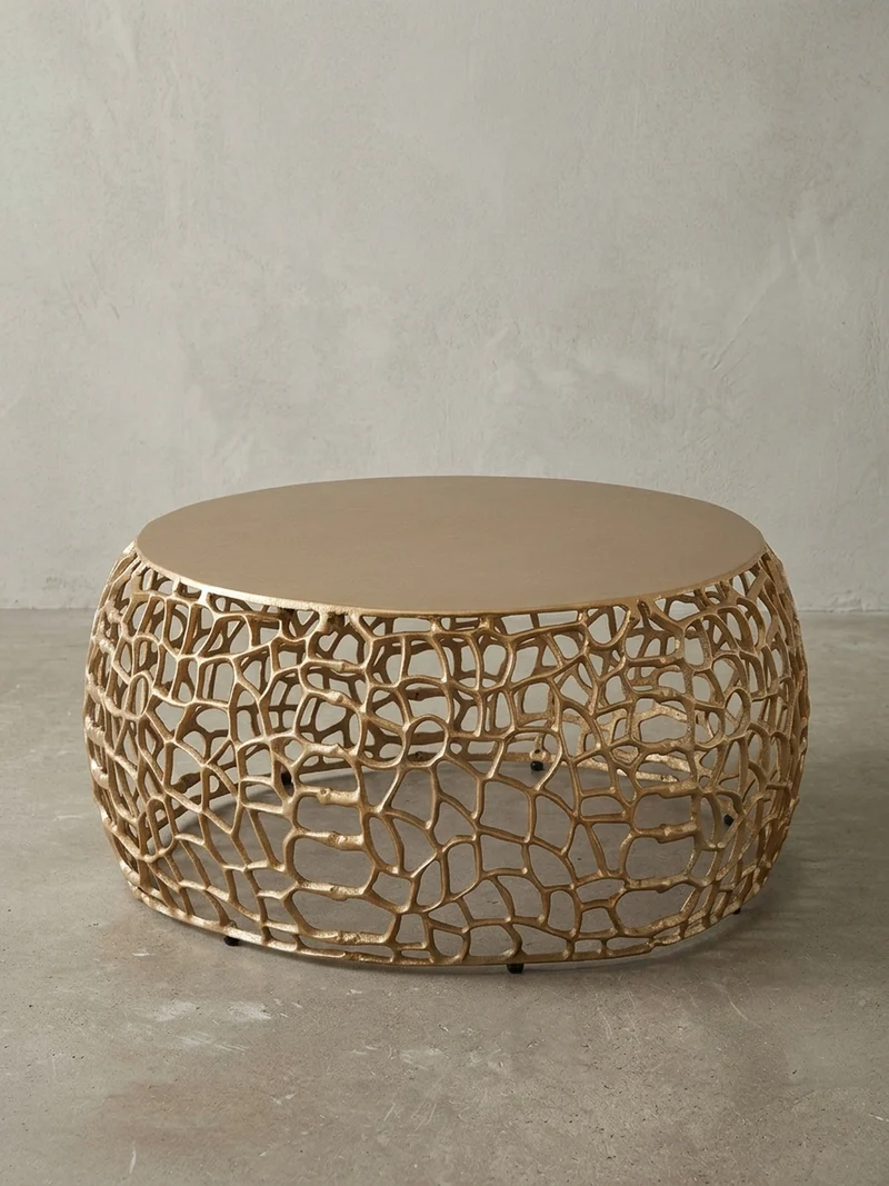 Couchtisch mit Aststruktur, lackiertes Aluminium, handgefertigt, Ablagefläche